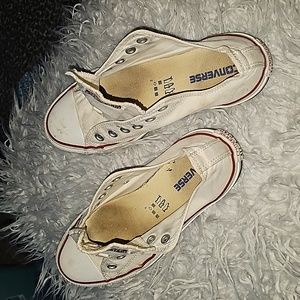Converse used as is size 6 sneakers